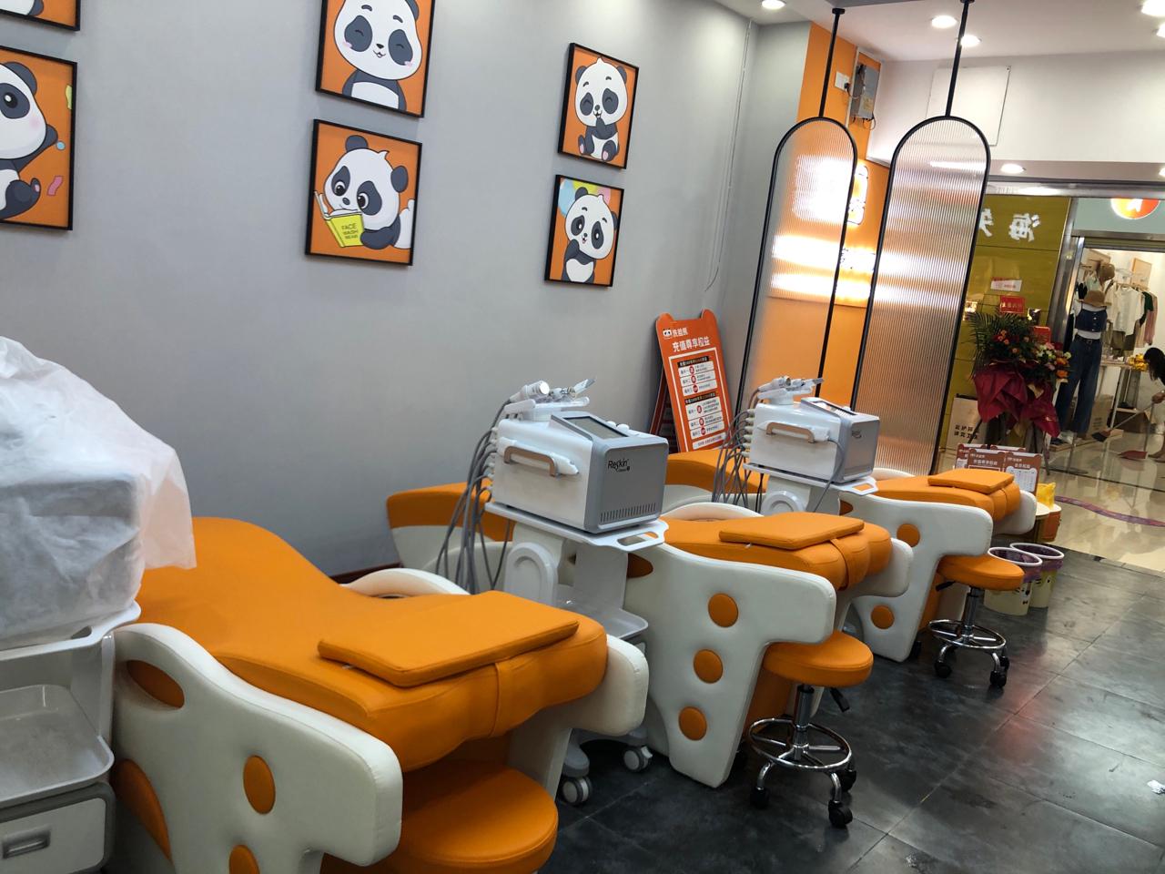 广东佛山洗脸熊洗脸吧合作店